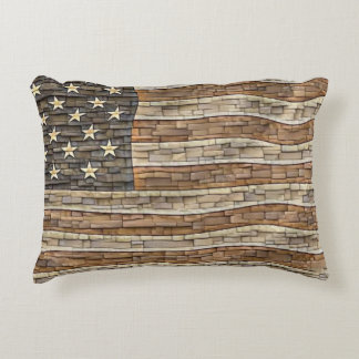 Vintage Patriotische USA-Flagge auf Steinmauer Dekokissen