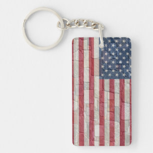 Vintage Patriotische USA-Flagge auf Steinmauer Schlüsselanhänger