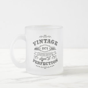 Vintage, perfekt gealterter, glasierter Becher Mattglastasse