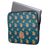 Vintage-Pfirsich-Blumenmuster Dunkelblau Monogramm Laptopschutzhülle (Vorderseite Links)