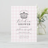Vintage Pink Gingham Kitchen Bridal Shower Einladung (Stehend Vorderseite)