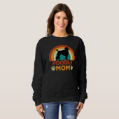 Vintage Poodle Dog Mom Sunset  Sweatshirt (Vorne ganz)