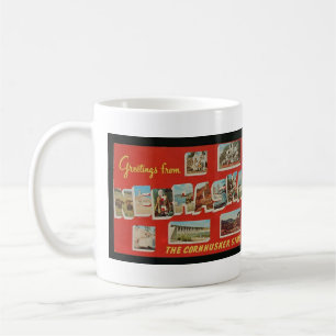 Vintage-Postkarte mit großen Buchstaben NEBRASKA Kaffeetasse