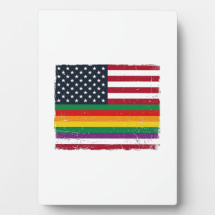 Vintage Pride Flag Distressed Vector-Shirt-Design_ Fotoplatte