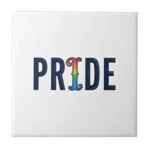 Vintage Pride Regenbogen-Lettern T-Shirt Design_1 Fliese