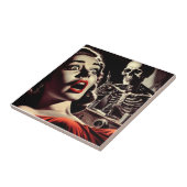 Vintage-Pulp-Horror-Frau Fliese (Seite)