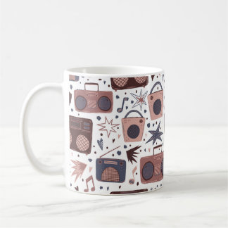 Vintage Radios und Kassettenrekorder. Nahtloses Pa Kaffeetasse