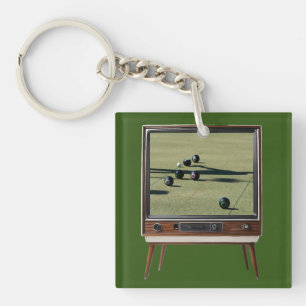 Vintage-Rasenbowling auf analogem Fernsehen, Schlüsselanhänger