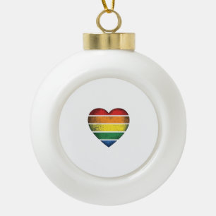 Vintage-Regenbogen-Herz-Pride-Vektor-Shirt-Design_ Keramik Kugel-Ornament