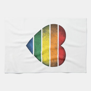 Vintage-Regenbogen-Herz-Stolz-Vektor-Shirt-Design_ Geschirrtuch