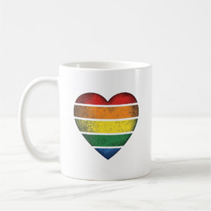 Vintage-Regenbogen-Herz-Stolz-Vektor-Shirt-Design_ Kaffeetasse