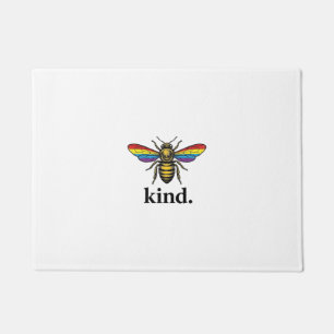 Vintage Regenbogenflügel-Shirt-Design von Kind Bee Fußmatte