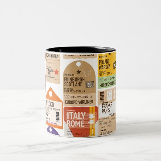 Vintage Reise Tickets Muster. Zweifarbige Tasse (Mittel)