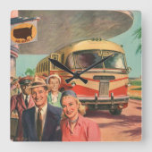 Vintage Reisende am Busbahnhof Quadratische Wanduhr (Vorderseite)