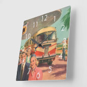 Vintage Reisende am Busbahnhof Quadratische Wanduhr (Winkel)