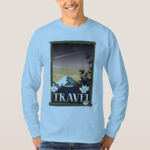 Vintage-Reiseposter Night Mountain Edition T-Shirt