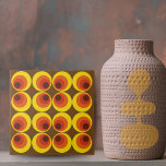 Vintage Retro-70er Braune Gelborange-Kreise Fliese<br><div class="desc">Dies ist ein hübsches Design Fliesen mit jedem Farbschema. Sie können es als Wandfliese als Highlight oder ganze Wand für einen Backsplash in Ihrer Küche, Badezimmer oder Schlammraum verwenden. Es würde genauso atemberaubend aussehen wie in Badewanne, Dusche oder Waschküche. Oder Sie können es auf andere zazzle Produkte wie eine Holzknechtenbox,...</div>
