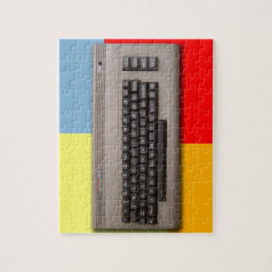 Vintage Retro Computer-Tastatur? Puzzle (Vertikal)