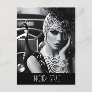 Vintage Retro-Glamour-Girl mit Pfau Postkarte