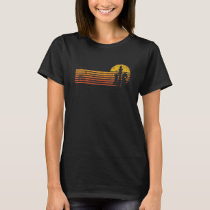 Vintage Retro Sonnenuntergang Schachspieler Figure T-Shirt