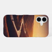 Vintage River at Sunset iPhone 16 Hülle (Rückseite (Horizontal))