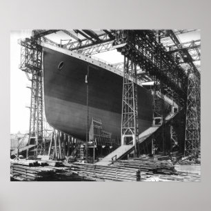 Vintage RMS Titanic im Werftposter 16" x 20" Poster