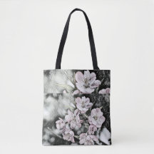 Vintage rosa Blüten auf einem Zweig