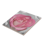 Vintage Rose in Rosa Fliese (Seite)