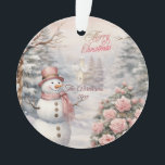Vintage Rosen, Weihnachtsdorf Snowman Ornament<br><div class="desc">Genießen Sie Weihnachten im Dorfstil mit unseren PERSONALISIERTEN Vintagen Rosen und dem Snowman Weihnachtsdorf Ornament. Feiern Sie Weihnachten im Stil mit unserem Retro-Thema. Machen Sie das Ornament einzigartig, indem Sie es mit Ihrer Nachricht oder Ihrem Namen anpassen. Hol dir heute zu Weihnachten deinen. Dieses Ornament ist Teil der Vintagen Sammlung...</div>