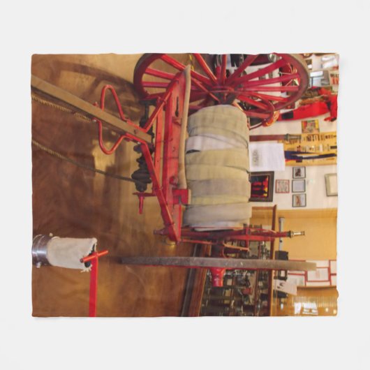 Vintage Rot-Big-Wheel-Feuerschlauchrolle Fleecedecke (Vorderseite (Horizontal))