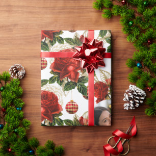 Vintage Rote Rose und Bauble Weihnachts-Foto Geschenkpapier