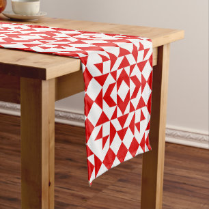 Vintage roter Weihnachts-Geometric-Quilt-Muster Kurzer Tischläufer