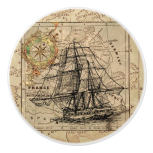 Vintage Sailing Ship and Old European Map Keramikknauf