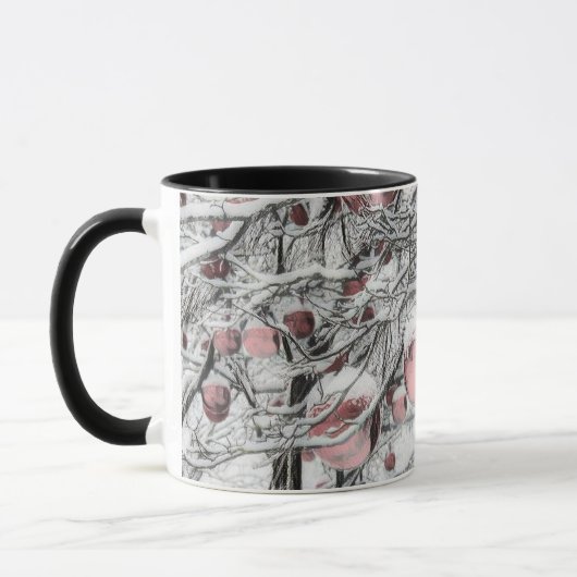 Vintage, schneebedeckte Bäume mit zeichnend Orname Tasse (Links)