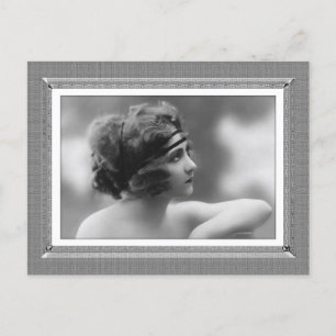 Vintage Schönheit - Ungeduldig - in Schwarz & Weiß Postkarte