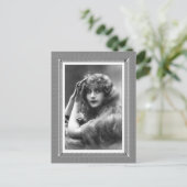 Vintage Schönheit - Unsicherheit in Schwarz und We Postkarte (Stehend Vorderseite)