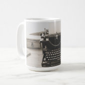 Vintage Schreibmaschinenfotografie Kaffeetasse (Vorderseite Links)