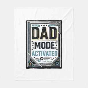 Vintage-Schriftzug-Shirt-Design 'Dad Mode aktivier Fleecedecke