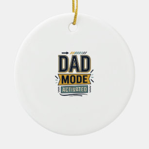 Vintage-Schriftzug-Shirt-Design 'Dad Mode aktivier Keramik Ornament