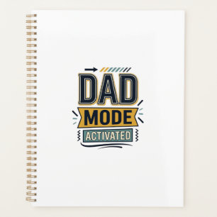 Vintage-Schriftzug-Shirt-Design 'Dad Mode aktivier Planer