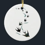 Vintage Schwalben-Vogel-Kunst Keramikornament<br><div class="desc">mit einer modernen Drehung</div>