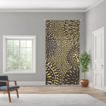Vintage Schwarz-Gold-Ethno-Blumenmuster