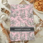 Vintage schwarz-rosa-Toile Geschirrtuch<br><div class="desc">Vintages schwarz rosa Handtuch aus jouy bedrucktem Küchentuch. Dieses Vintage Küchenhandtuch wird durch die exquisiten Designs französischer Landschaftsbilder inspiriert. Die schönen, eleganten und raffinierten Toilabdrücke sind im Augenblick ein Alltagswut. Die Designs sind klassisch und romantisch mit stilvollen Farben. Das perfekte Geschenk zum Geburtstag, Valentinstag, Weihnachten oder zu jeder anderen Gelegenheit....</div>