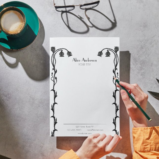 Vintage Schwarz-Weiß-Nouveau-Wildblume Briefbogen (Von Creator hochgeladen)