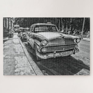 Vintage Schwarz-Weiß-Taxiszene auf der Straße Puzzle