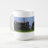 Vintage schwarze Zugmaschine - Landfahrzeug Kaffeetasse (Vorderseite Links)