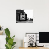 Vintage Schwarzweißfilmkamera Retro 16x20 Poster (Heimbüro)