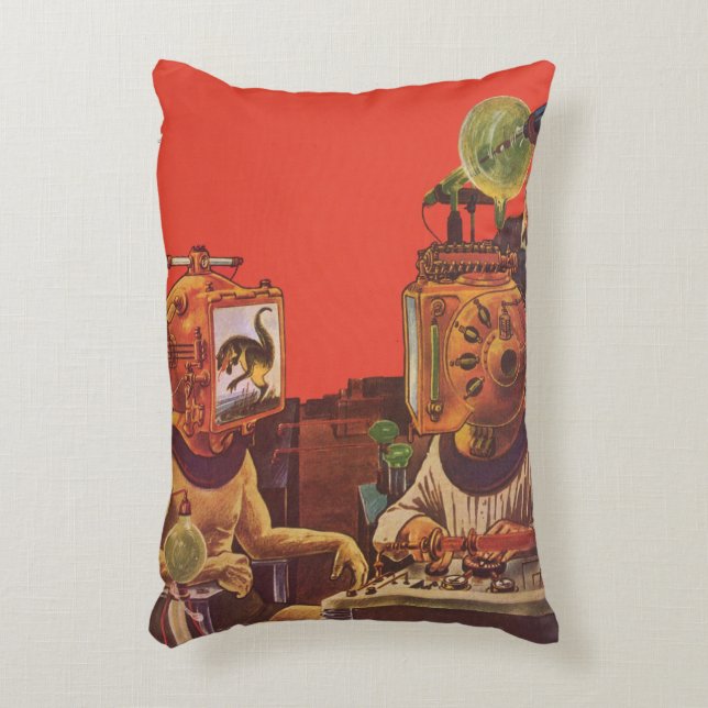 Vintage Science Fiction, Alien Steam Punk Helme Dekokissen (Vorderseite(Vertikal))