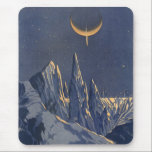 Vintage Science Fiction, Mondschneeplanet Mousepad<br><div class="desc">Vintage Illustration futuristische Science Fiction Planeten und Weltraumbild. Ein 50er Retro-Sci-Fi-Comic Buch-Design mit einem fremden Planeten bedeckt mit Eis und Schnee in der Nacht mit einem Halbmond über den Bergen im Winter.</div>