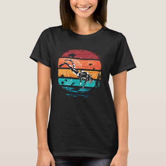 Vintage Scuba Diver Retro Ocean Adventure T-Shirt (Vorderseite)